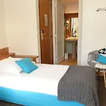 Hotel De La Couronne 3*