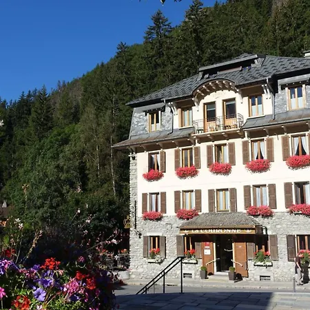 Hotel Restaurant La Couronne 3*